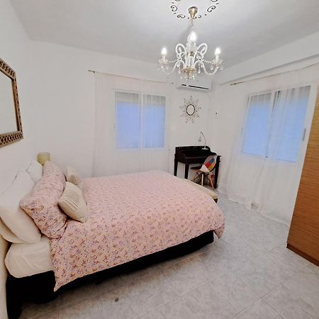 Apartamento Acogedor Con Wifi Valencia Exterior photo