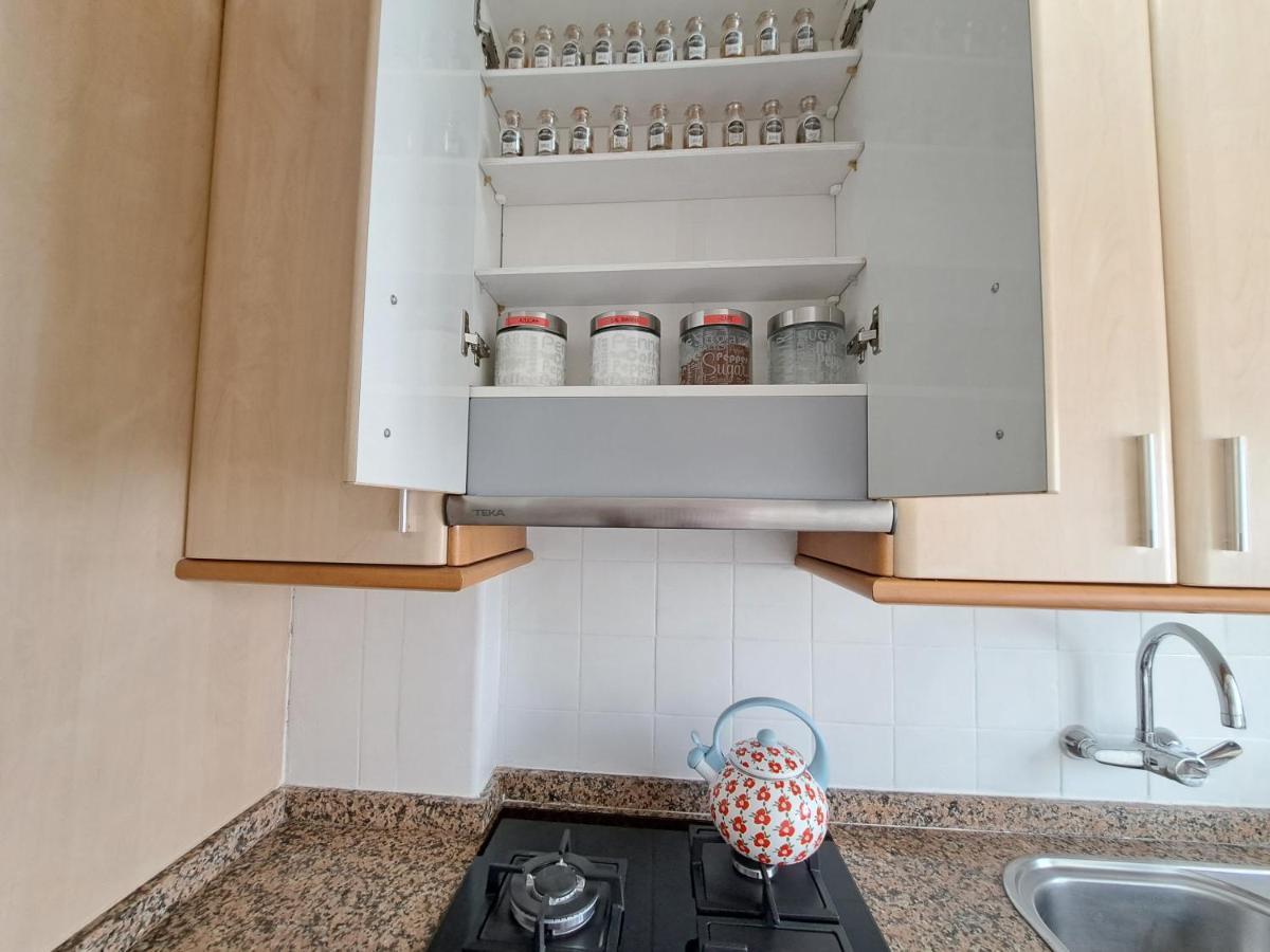Apartamento Acogedor Con Wifi Valencia Exterior photo