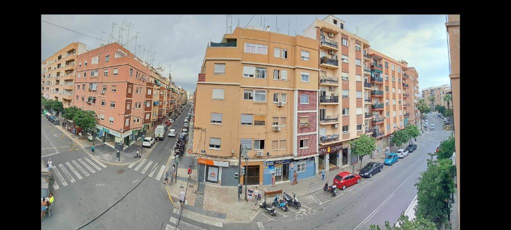 Apartamento Acogedor Con Wifi Valencia Exterior photo